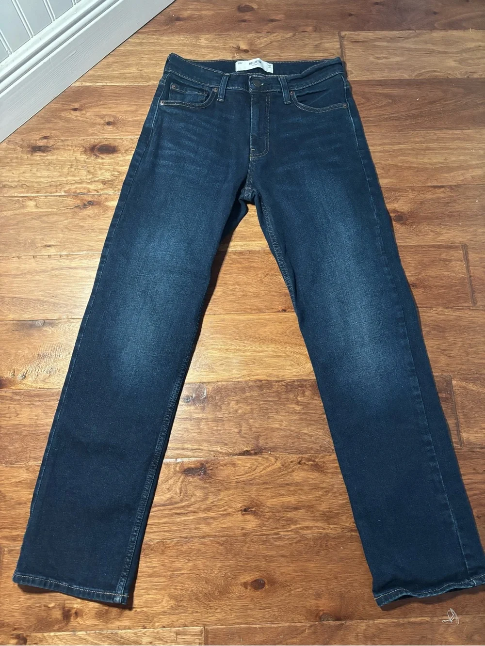 Men's Hollister Dark Blue Straight-Leg Jeans 29w x 32l - like new condition